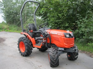 Kubota B1241