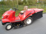 Yanmar RD122 diesel zitmaaier met grasopvang